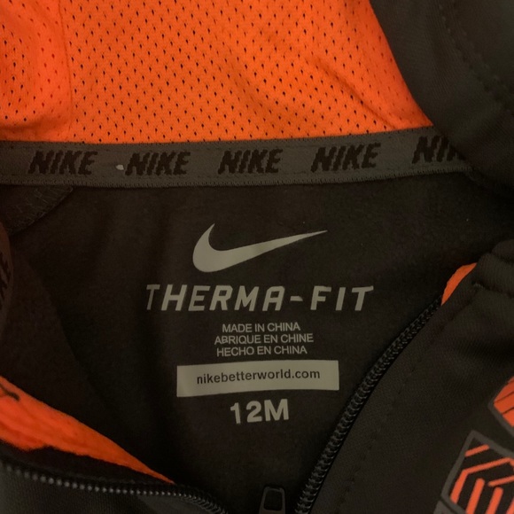 Nike Track Suit -12 Months -NEW with tags - Picture 2 of 4